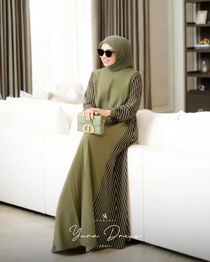 Yura Dress - Image 10