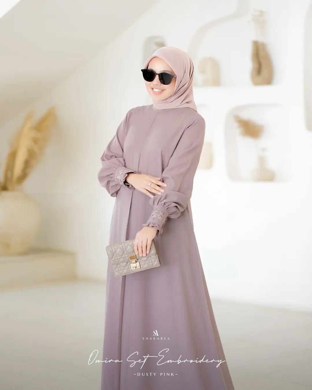 Omira Set Embroidery - Image 4