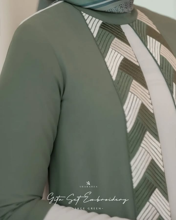 Gita Set Embroidery - Image 10