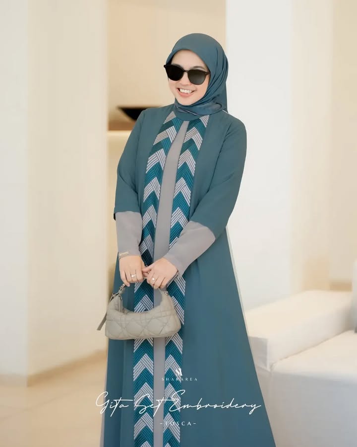 Gita Set Embroidery - Image 17