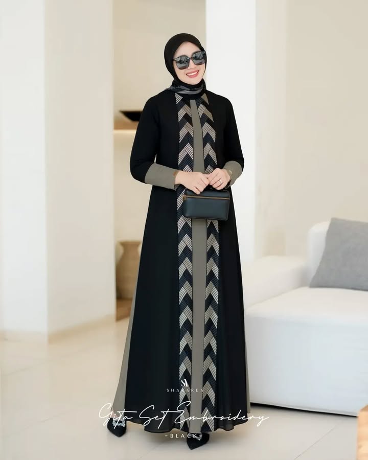 Gita Set Embroidery - Image 11