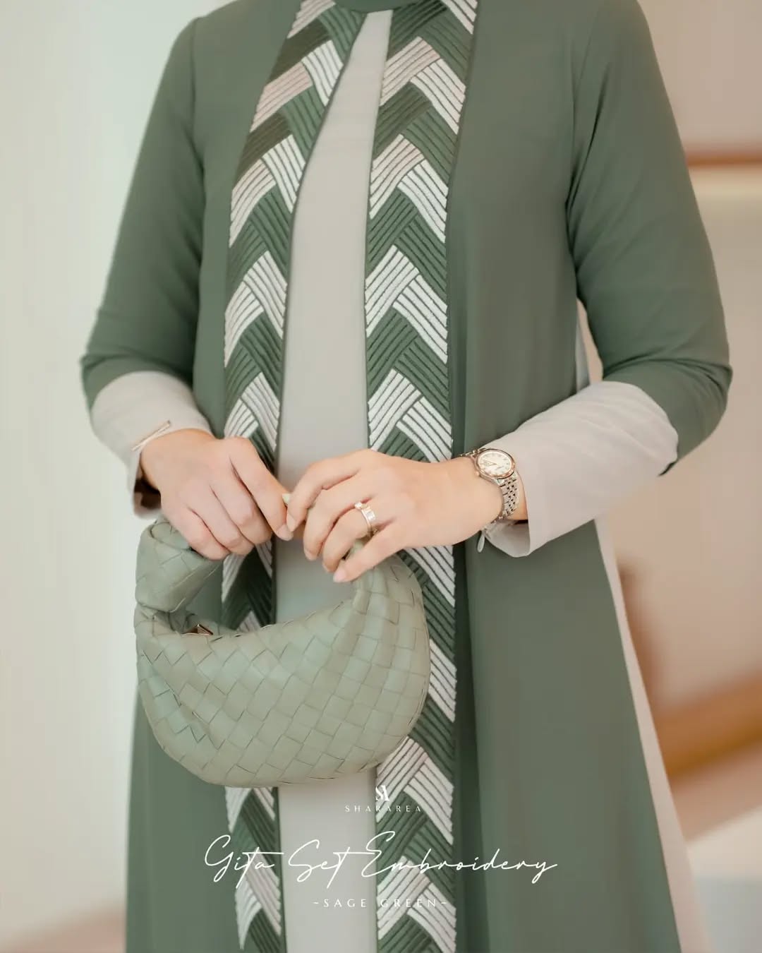 Gita Set Embroidery - Image 9