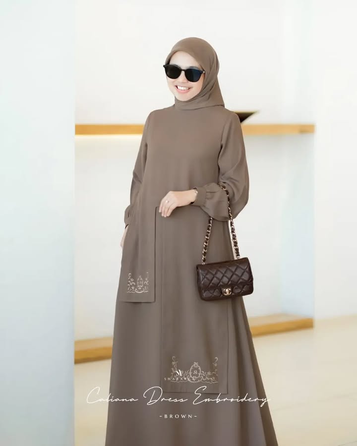 Caliana Dress Embroidery - Image 2