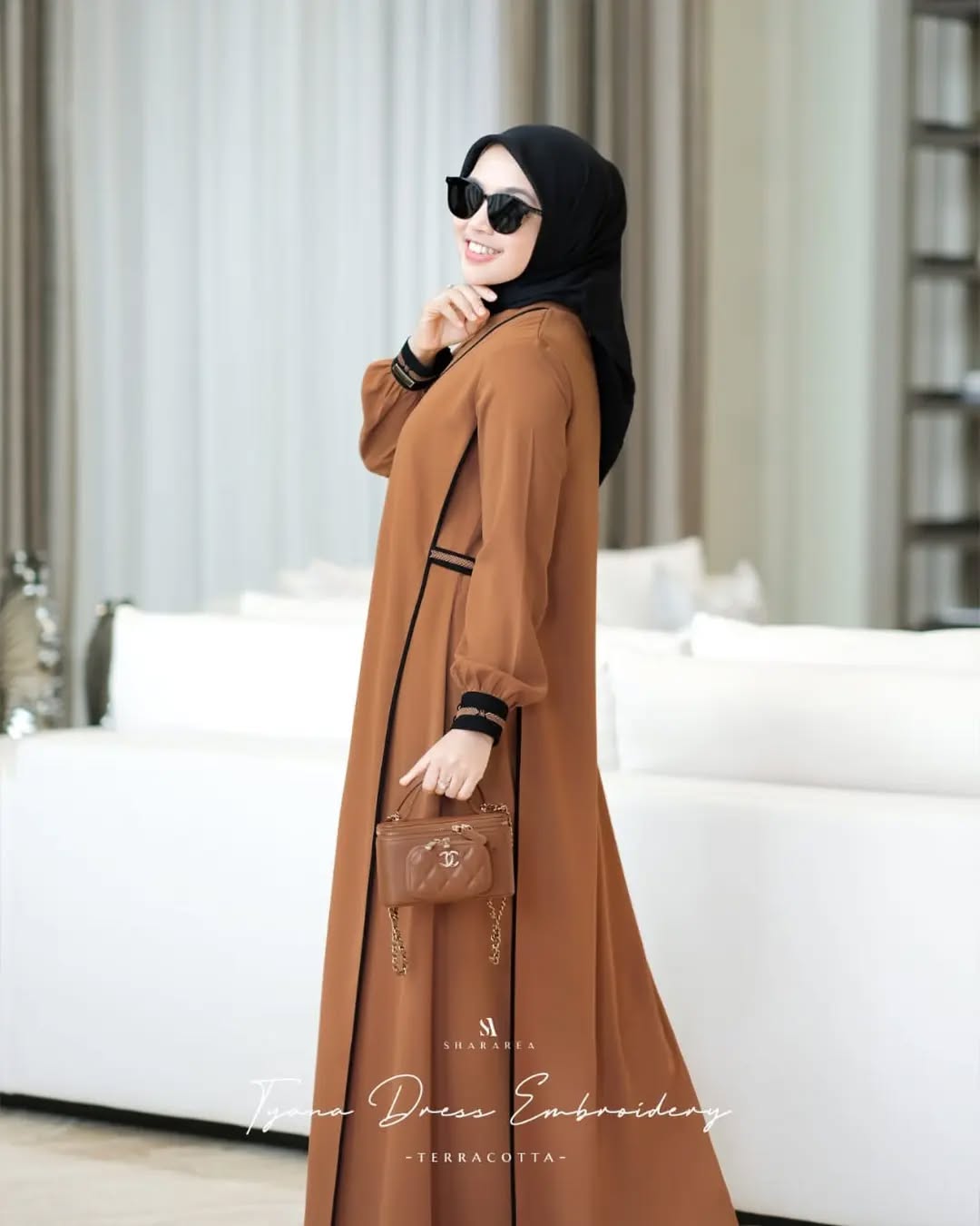 Tyana Dress Embroidery - Image 3