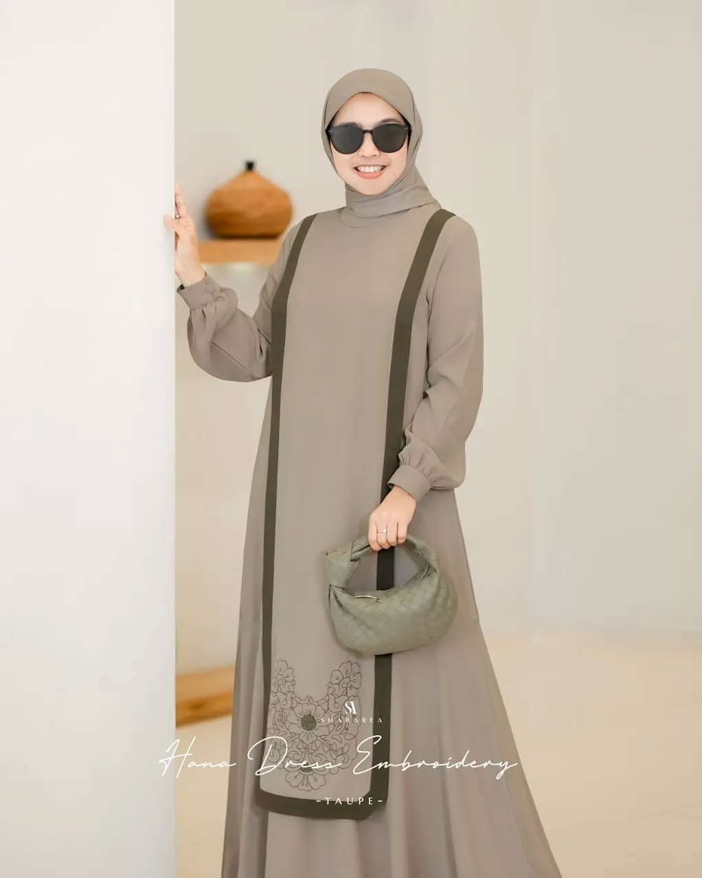 Hana Dress Embroidery - Image 2