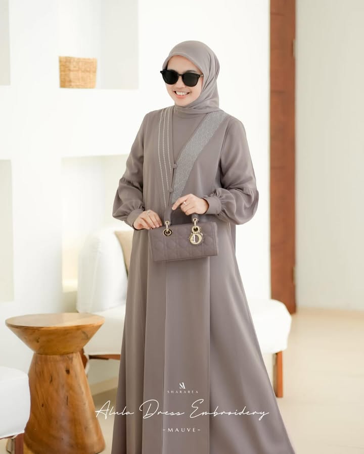 Alula Dress Embroidery - Image 8