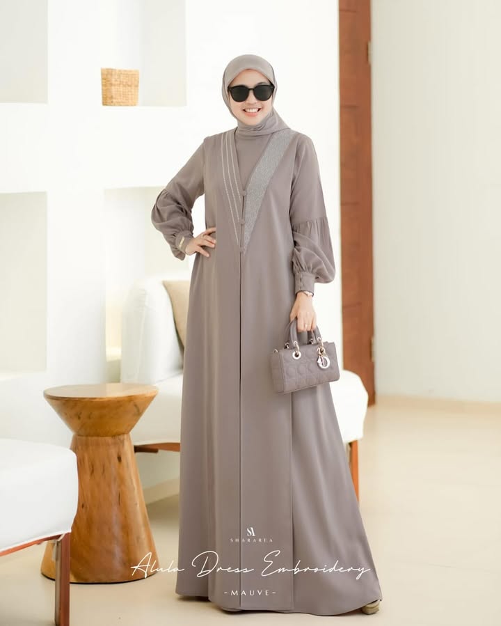 Alula Dress Embroidery - Image 7