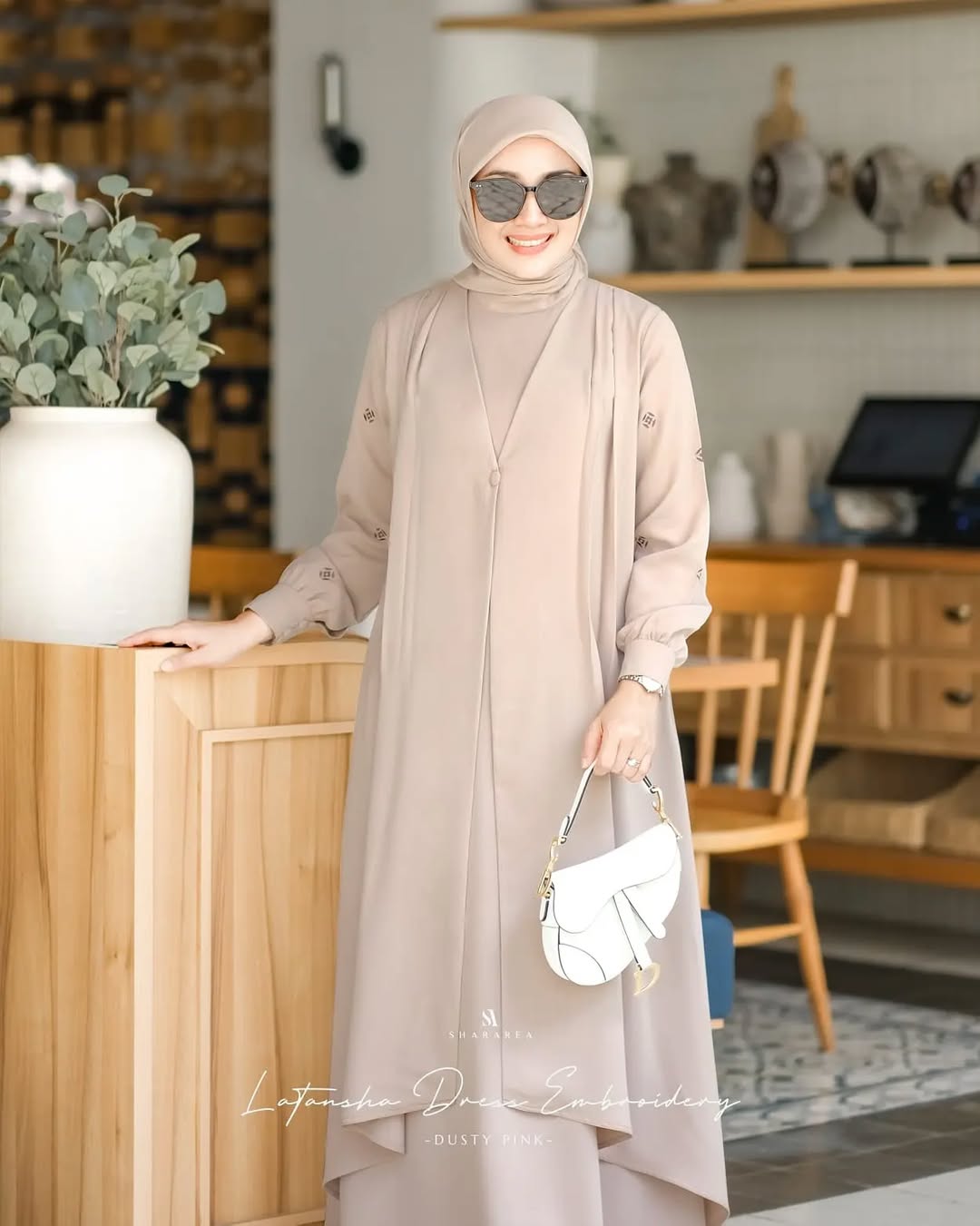 Latansha Dress Embroidery - Image 3