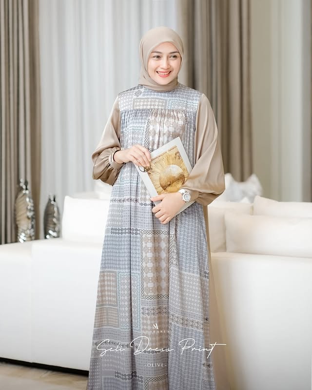 Seli Dress Print - Image 18