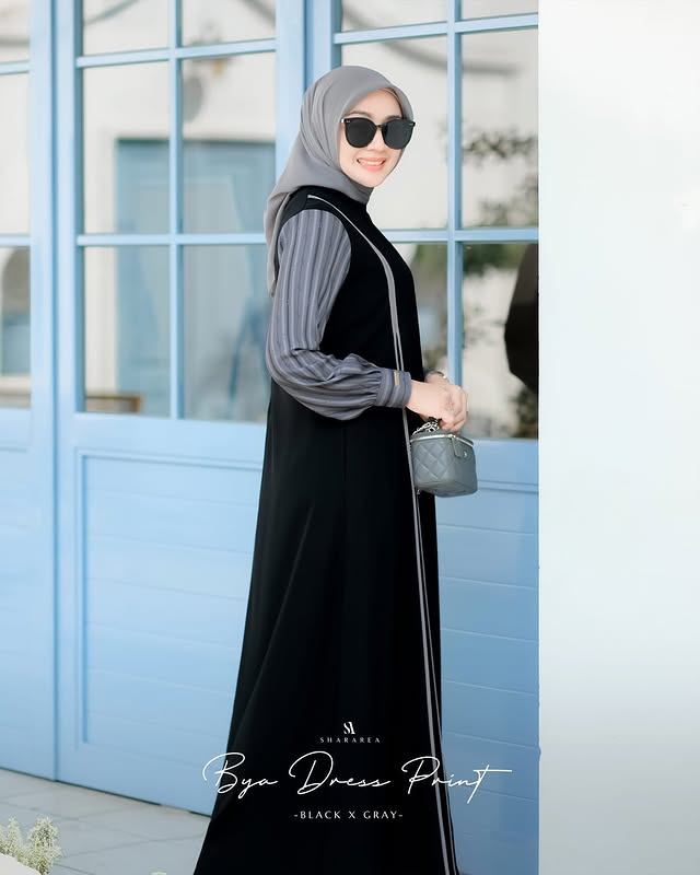 Bya Dress Print - Image 3