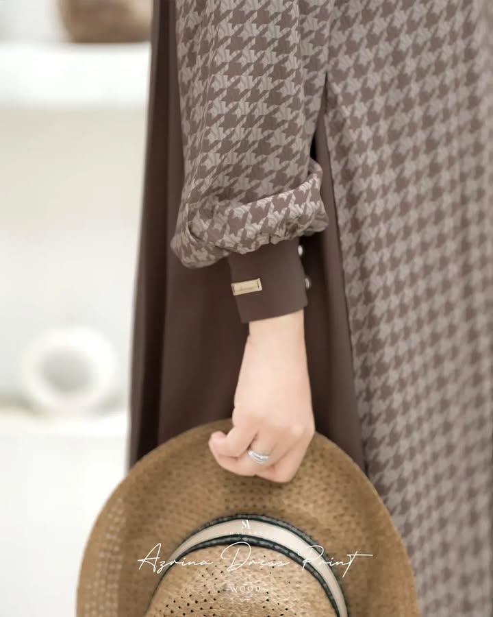 Azrina Dress Print - Image 5