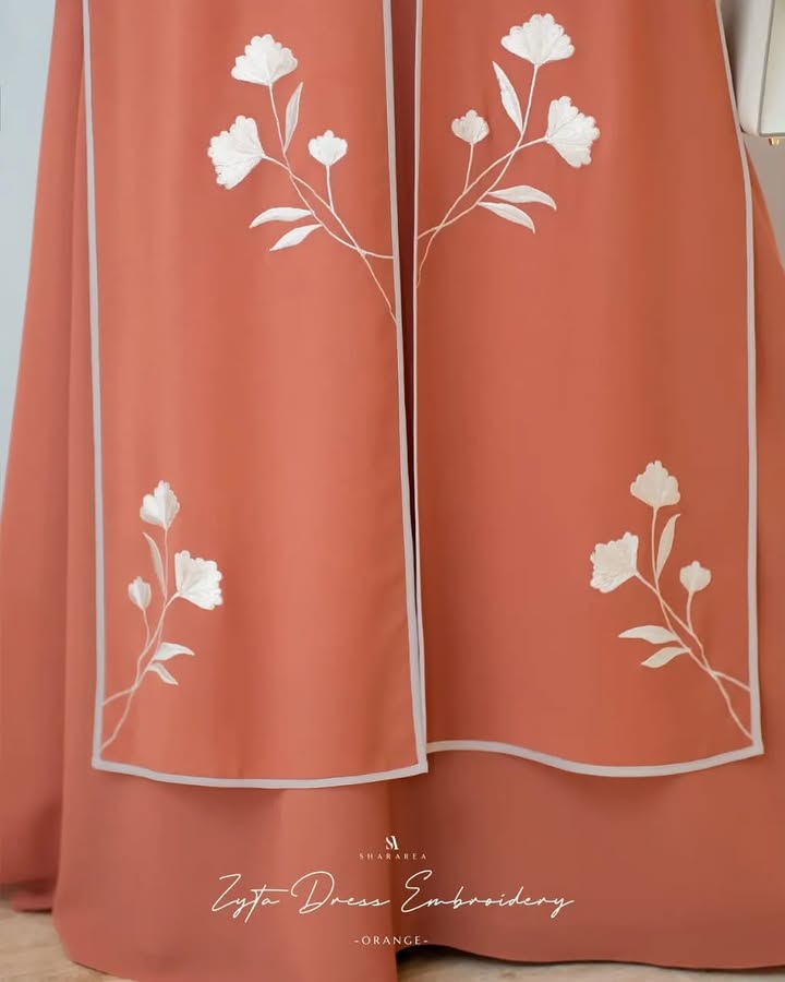 Zyta Dress Embroidery - Image 5