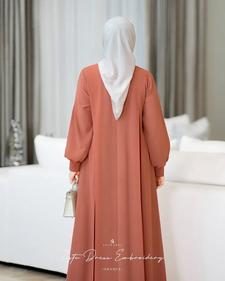 Zyta Dress Embroidery - Image 6