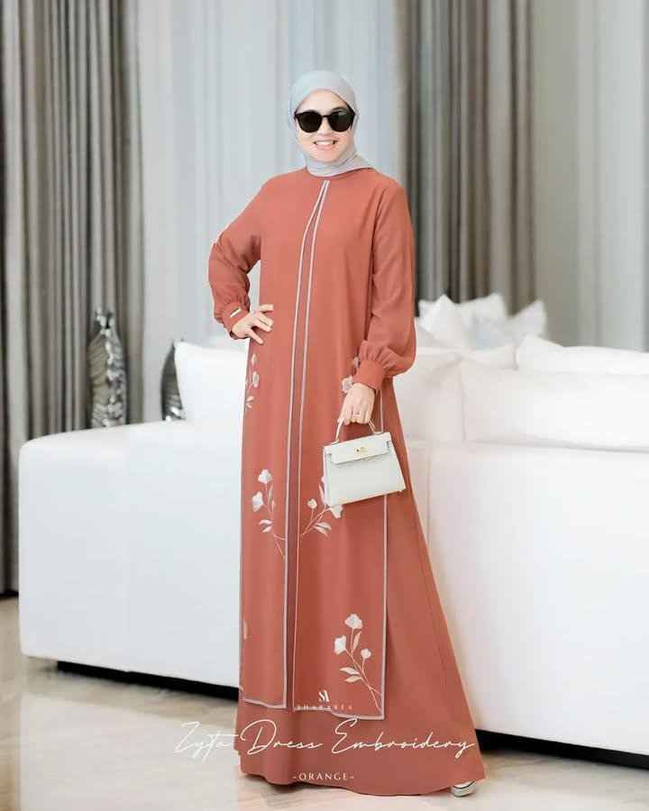 Zyta Dress Embroidery