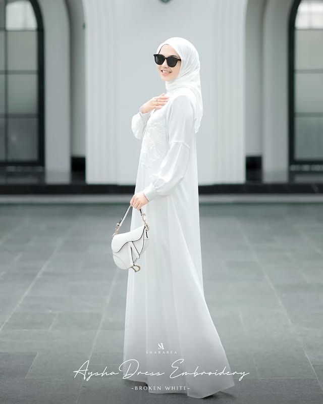 Aysha Dress Embroidery - Image 3