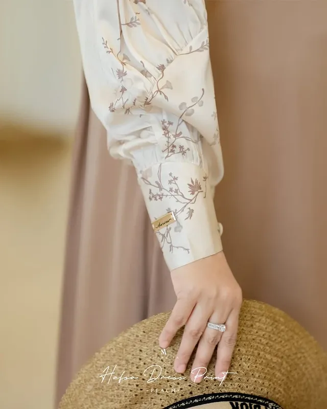 Hafsa Dress Print - Image 5