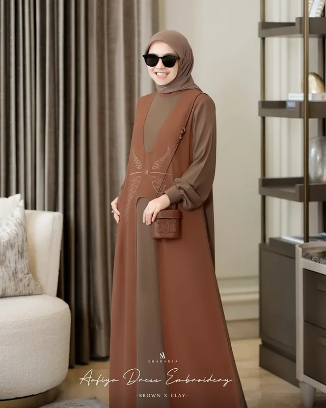 Aafiya Dress Embroidery - Image 5