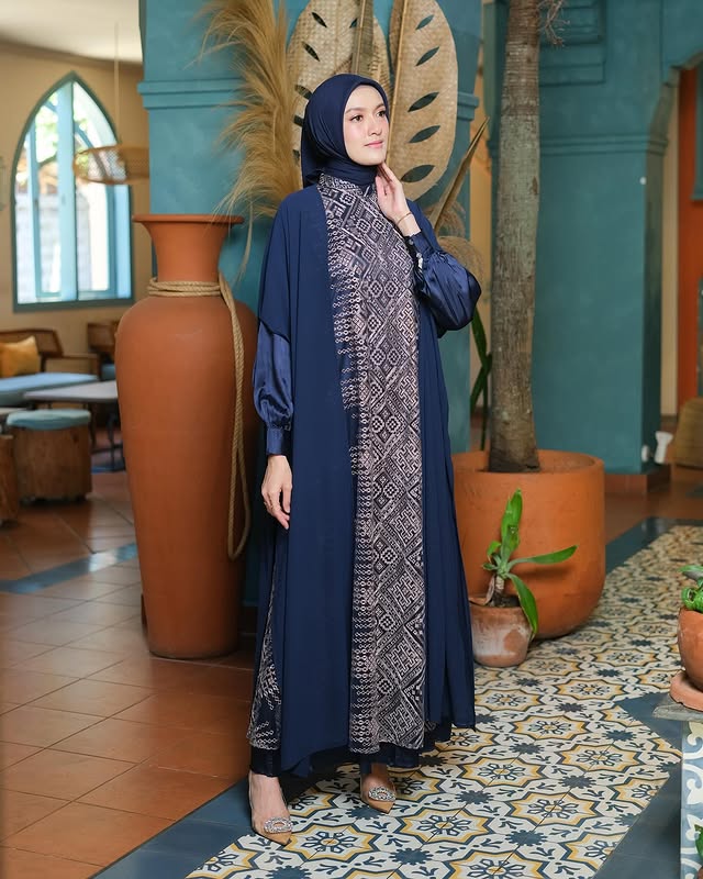 Mika Set Family - Navy - Image 4