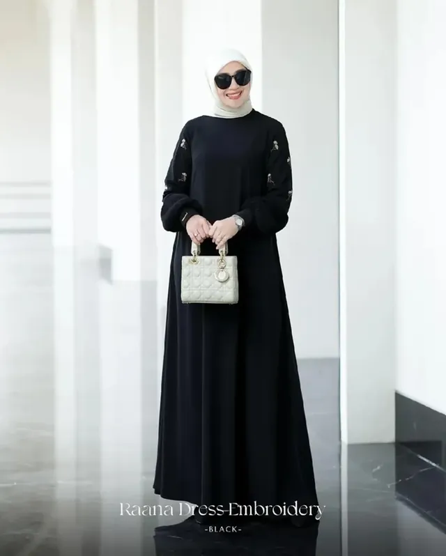 Raana Dress Embroiderry